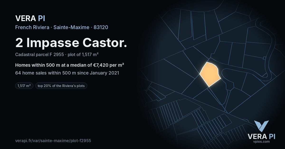 2 Impasse Castor, Sainte-Maxime at night – the plot lit, the parcels around coloured by the prices near them