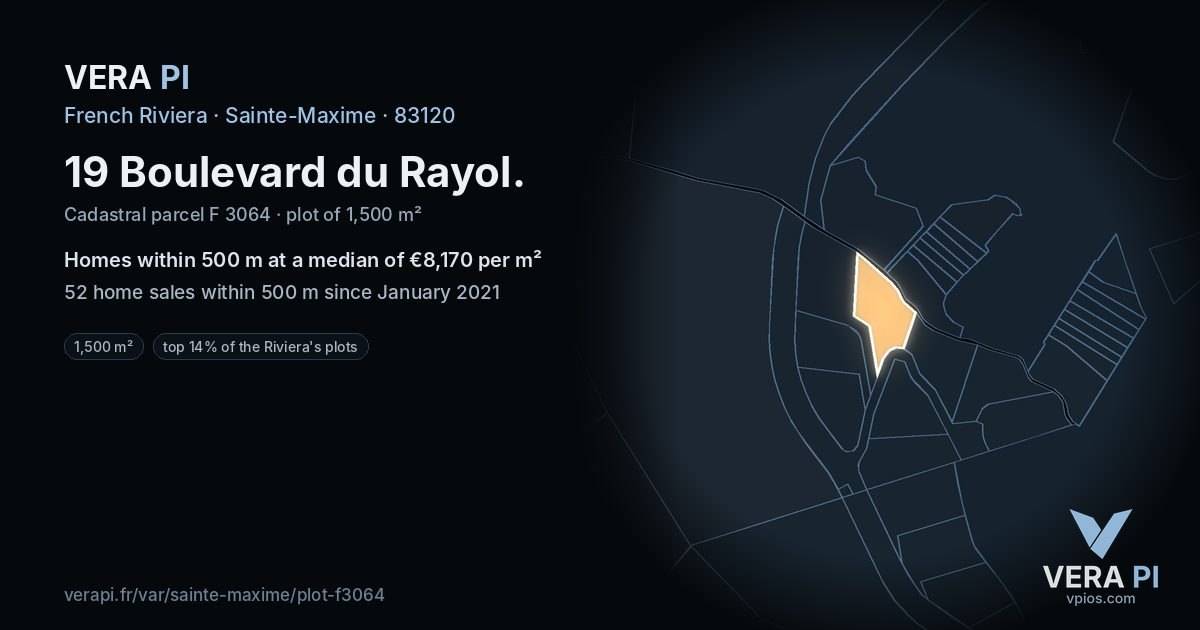 19 Boulevard du Rayol, Sainte-Maxime at night – the plot lit, the parcels around coloured by the prices near them