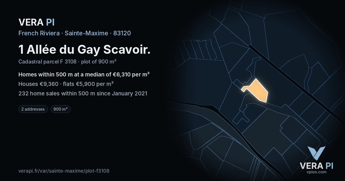 1 Allée du Gay Scavoir, Sainte-Maxime at night – the plot lit, the parcels around coloured by the prices near them