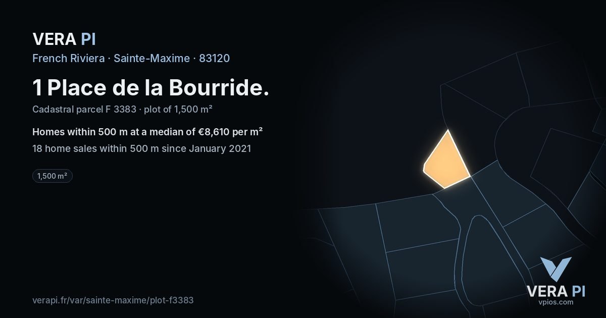 1 Place de la Bourride, Sainte-Maxime at night – the plot lit, the parcels around coloured by the prices near them