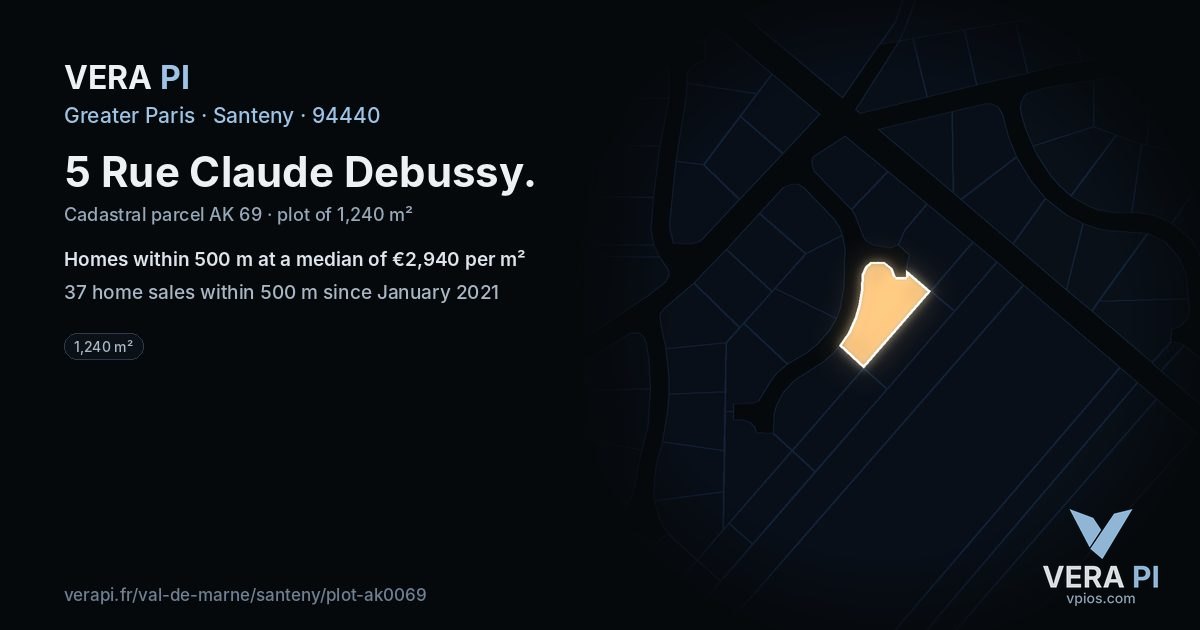 5 Rue Claude Debussy, Santeny at night – the plot lit, the parcels around coloured by the prices near them