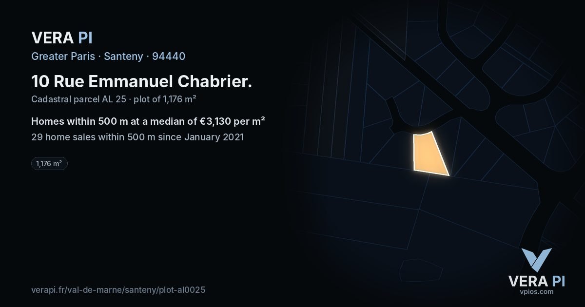 10 Rue Emmanuel Chabrier, Santeny at night – the plot lit, the parcels around coloured by the prices near them