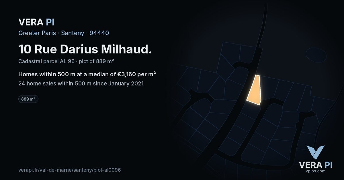 10 Rue Darius Milhaud, Santeny at night – the plot lit, the parcels around coloured by the prices near them