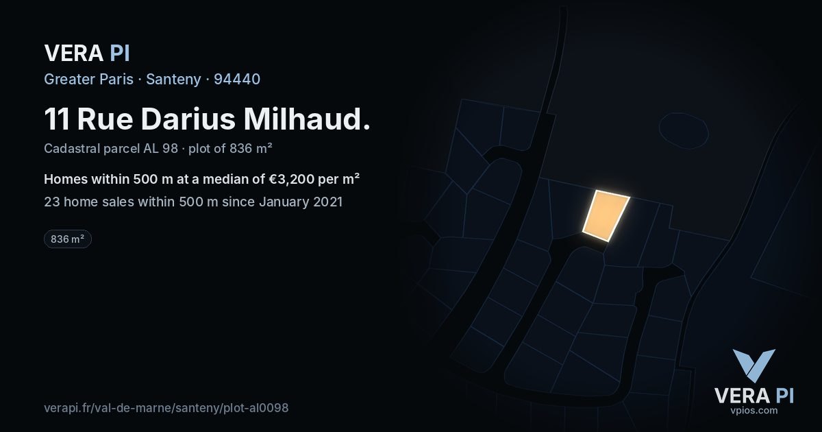 11 Rue Darius Milhaud, Santeny at night – the plot lit, the parcels around coloured by the prices near them