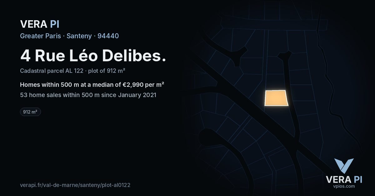 4 Rue Léo Delibes, Santeny at night – the plot lit, the parcels around coloured by the prices near them