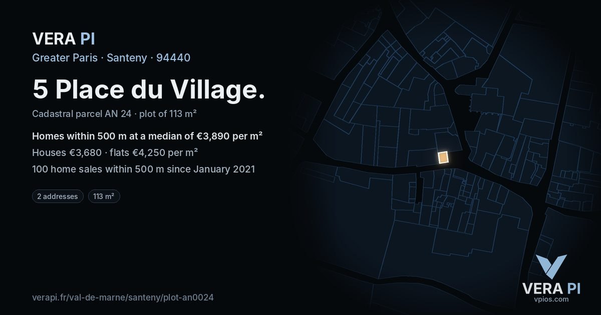 5 Place du Village, Santeny at night – the plot lit, the parcels around coloured by the prices near them