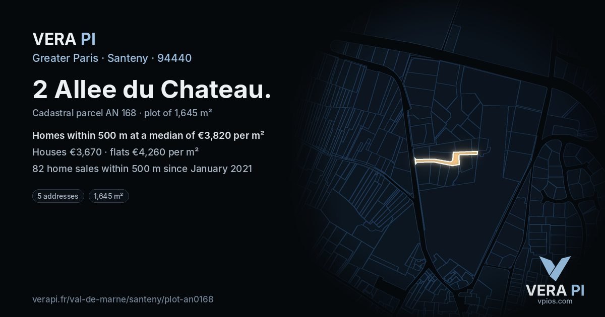 2 Allee du Chateau, Santeny at night – the plot lit, the parcels around coloured by the prices near them