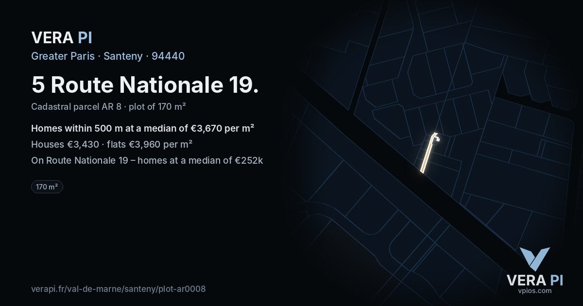 5 Route Nationale 19, Santeny at night – the plot lit, the parcels around coloured by the prices near them
