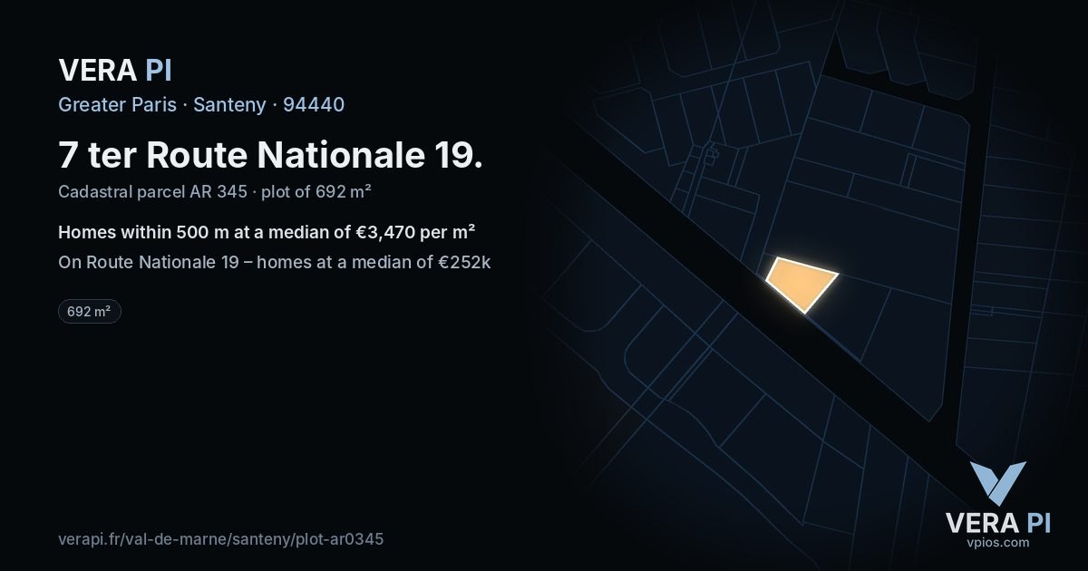 7 ter Route Nationale 19, Santeny at night – the plot lit, the parcels around coloured by the prices near them
