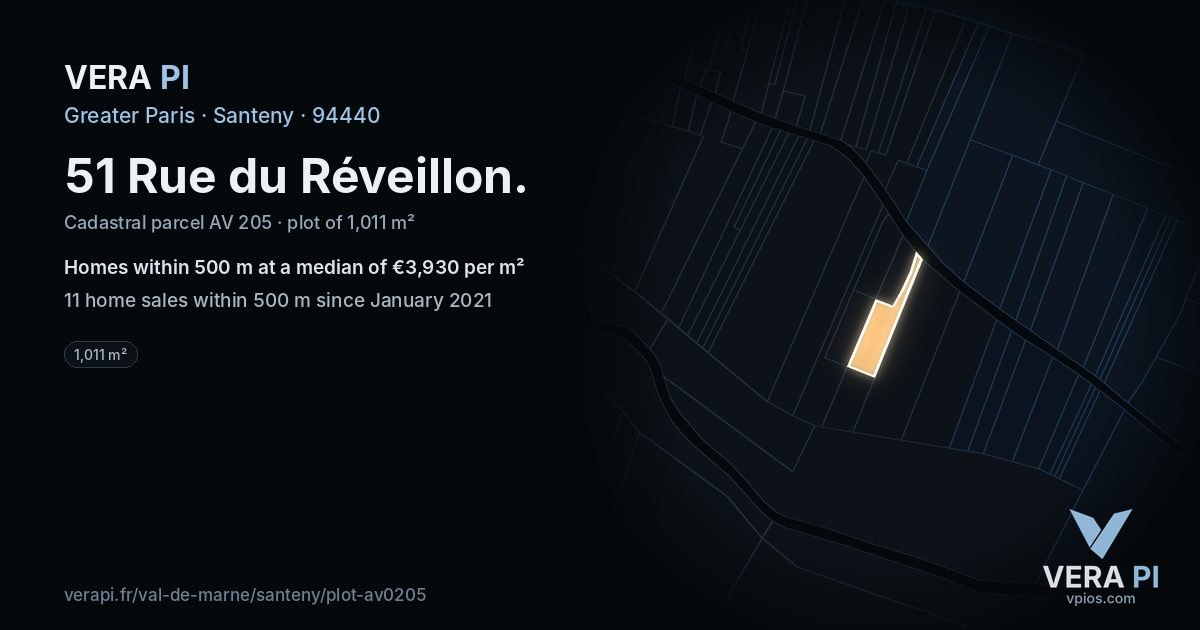 51 Rue du Réveillon, Santeny at night – the plot lit, the parcels around coloured by the prices near them