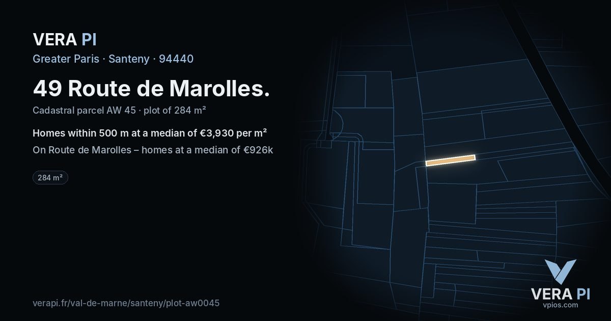 49 Route de Marolles, Santeny at night – the plot lit, the parcels around coloured by the prices near them