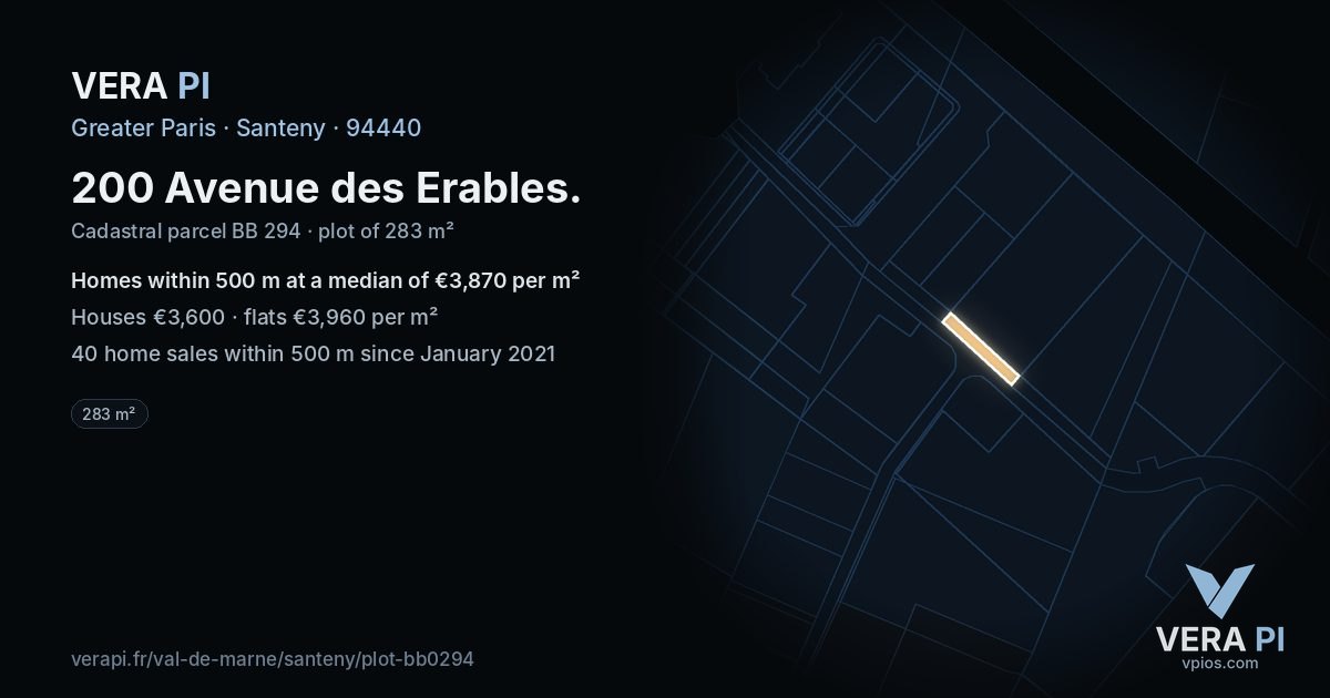 200 Avenue des Erables, Santeny at night – the plot lit, the parcels around coloured by the prices near them