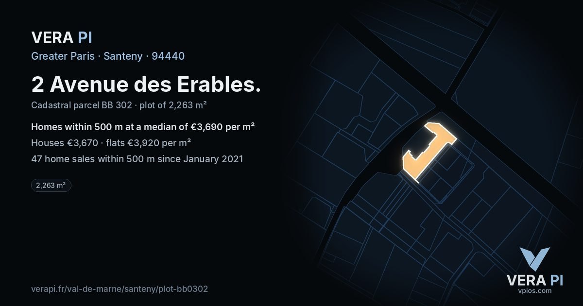 2 Avenue des Erables, Santeny at night – the plot lit, the parcels around coloured by the prices near them