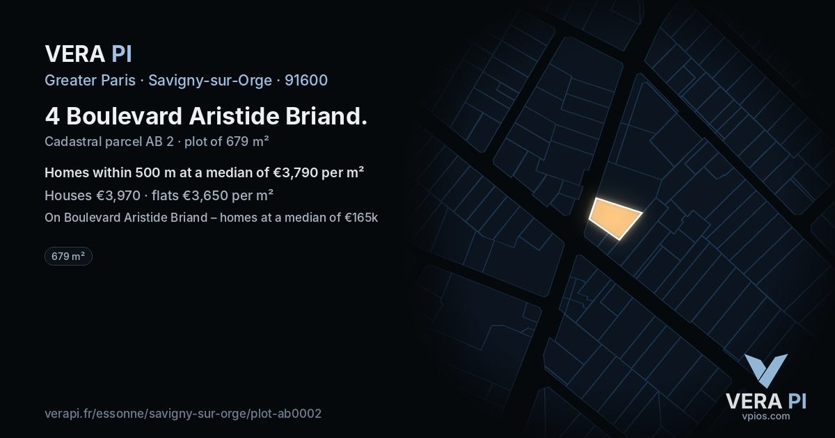 4 Boulevard Aristide Briand, Savigny-sur-Orge at night – the plot lit, the parcels around coloured by the prices near them