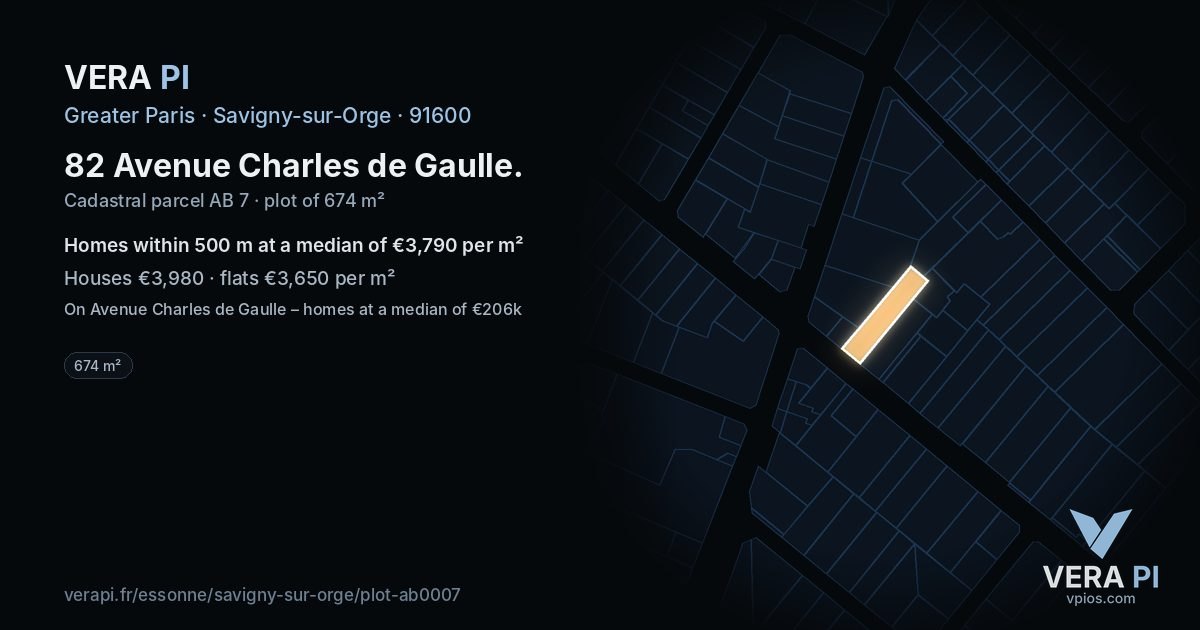 82 Avenue Charles de Gaulle, Savigny-sur-Orge at night – the plot lit, the parcels around coloured by the prices near them