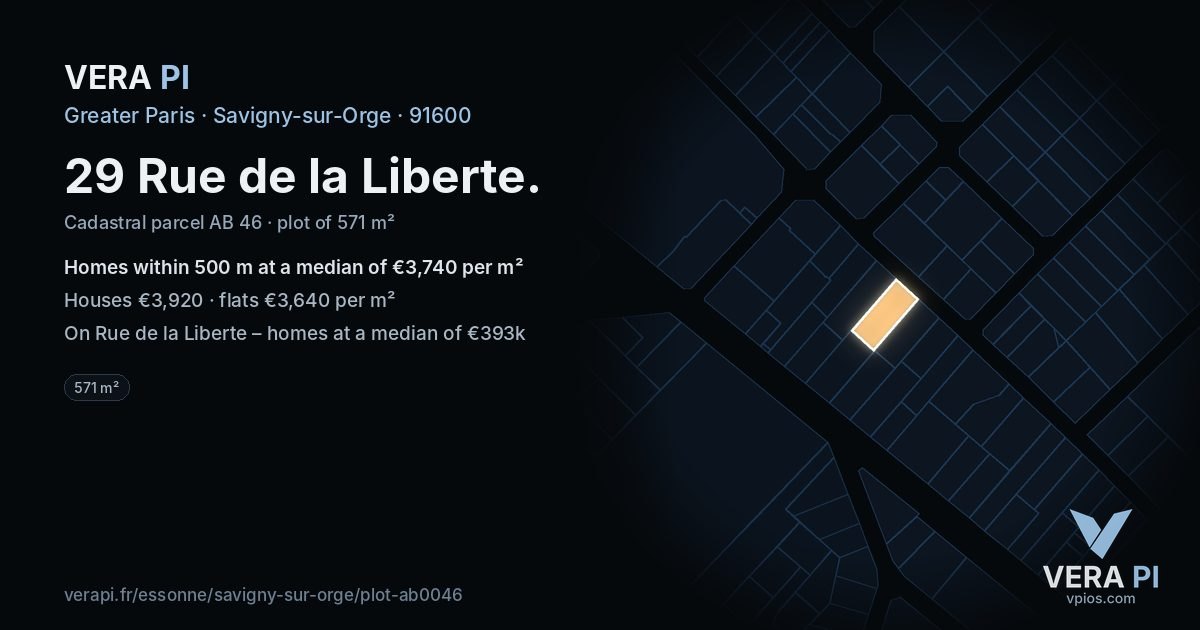 29 Rue de la Liberte, Savigny-sur-Orge at night – the plot lit, the parcels around coloured by the prices near them