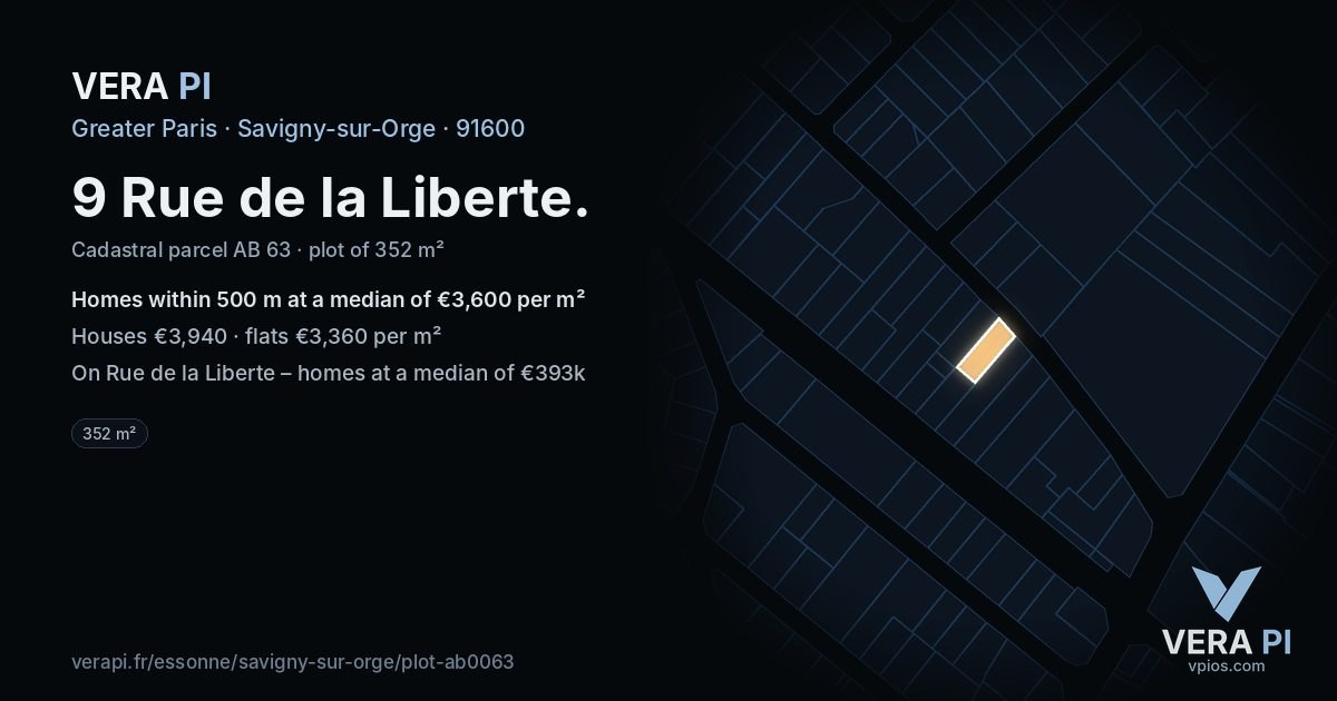 9 Rue de la Liberte, Savigny-sur-Orge at night – the plot lit, the parcels around coloured by the prices near them