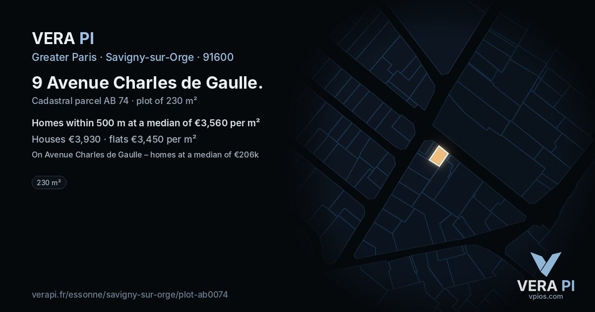 9 Avenue Charles de Gaulle, Savigny-sur-Orge at night – the plot lit, the parcels around coloured by the prices near them