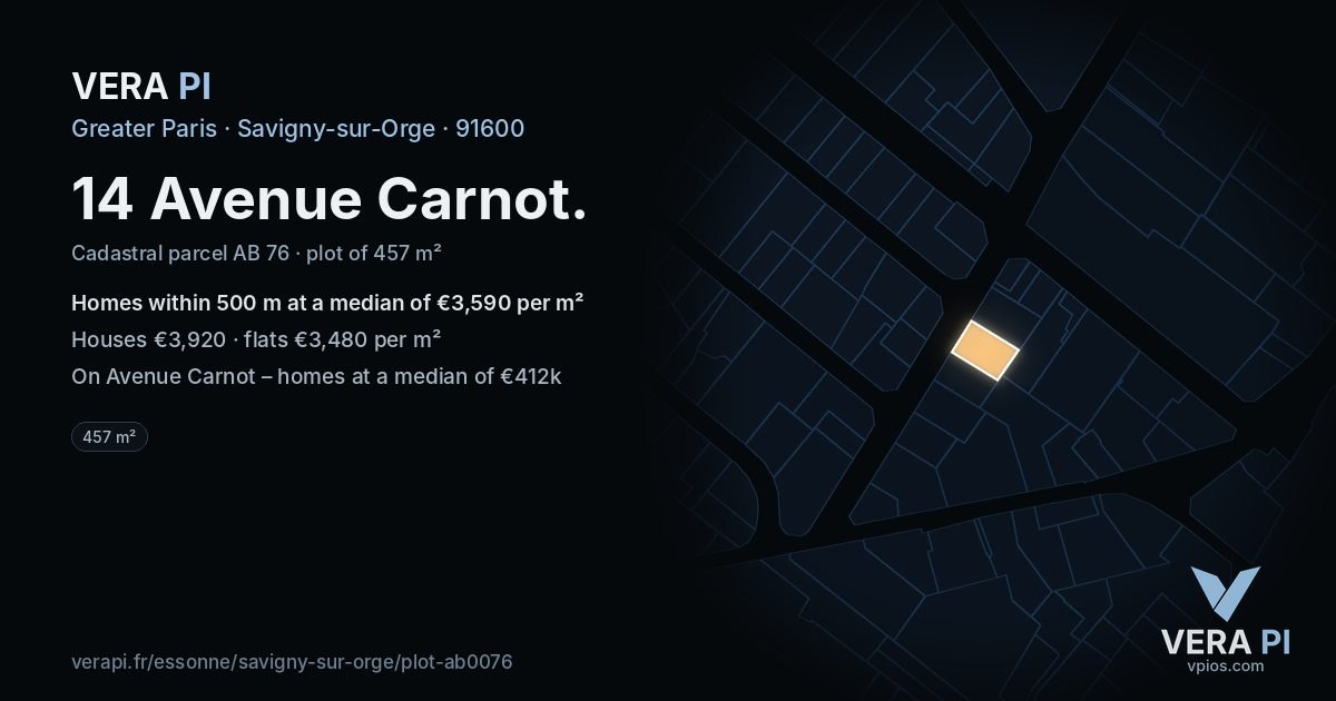 14 Avenue Carnot, Savigny-sur-Orge at night – the plot lit, the parcels around coloured by the prices near them