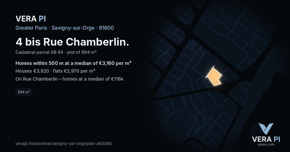 4 bis Rue Chamberlin, Savigny-sur-Orge at night – the plot lit, the parcels around coloured by the prices near them