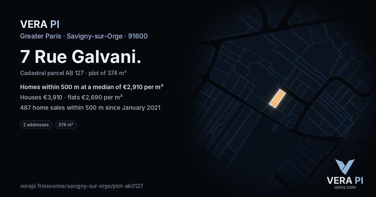 7 Rue Galvani, Savigny-sur-Orge at night – the plot lit, the parcels around coloured by the prices near them