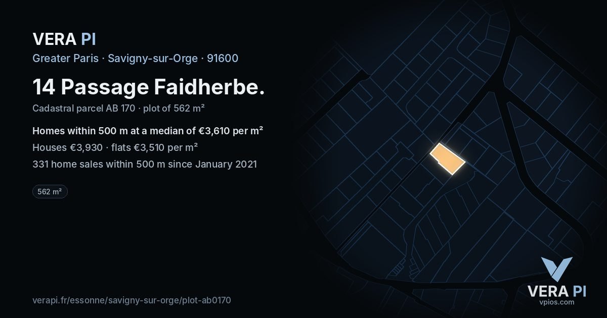14 Passage Faidherbe, Savigny-sur-Orge at night – the plot lit, the parcels around coloured by the prices near them