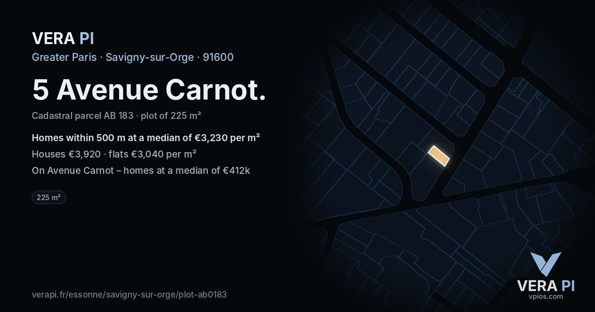 5 Avenue Carnot, Savigny-sur-Orge at night – the plot lit, the parcels around coloured by the prices near them