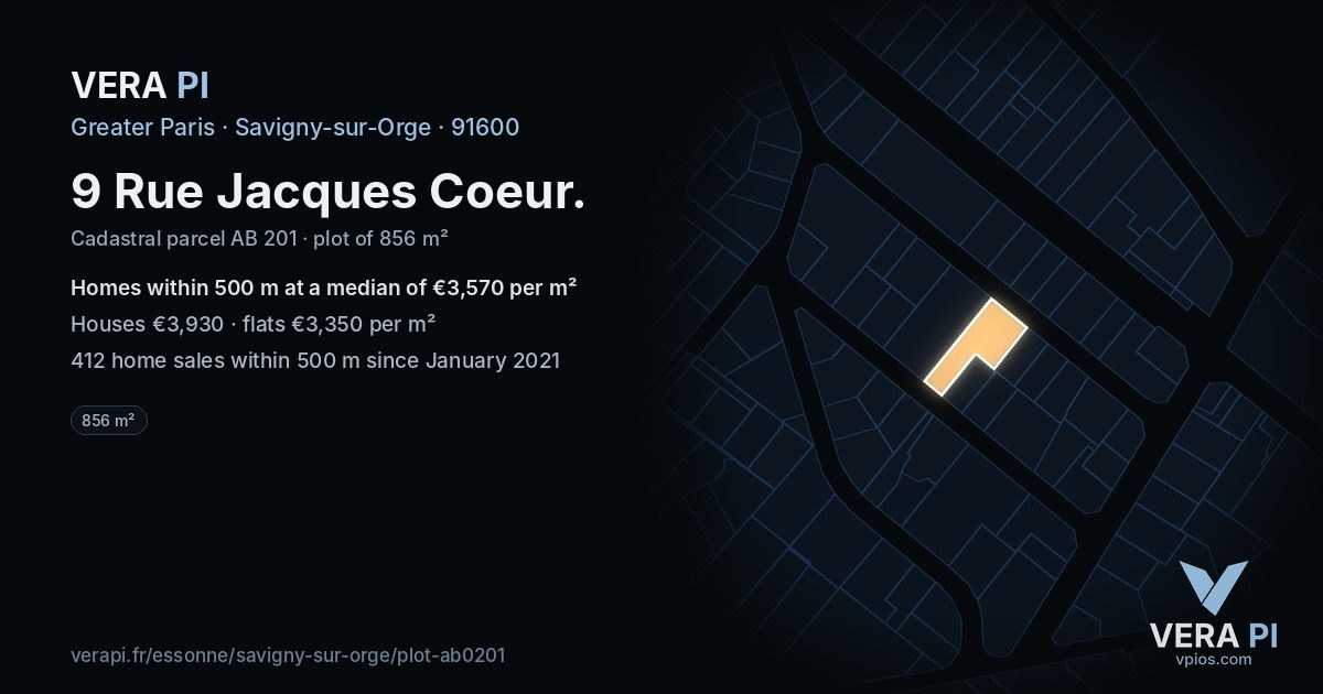 9 Rue Jacques Coeur, Savigny-sur-Orge at night – the plot lit, the parcels around coloured by the prices near them