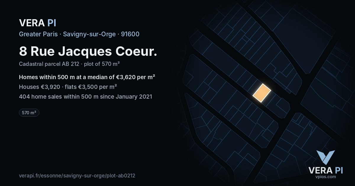 8 Rue Jacques Coeur, Savigny-sur-Orge at night – the plot lit, the parcels around coloured by the prices near them