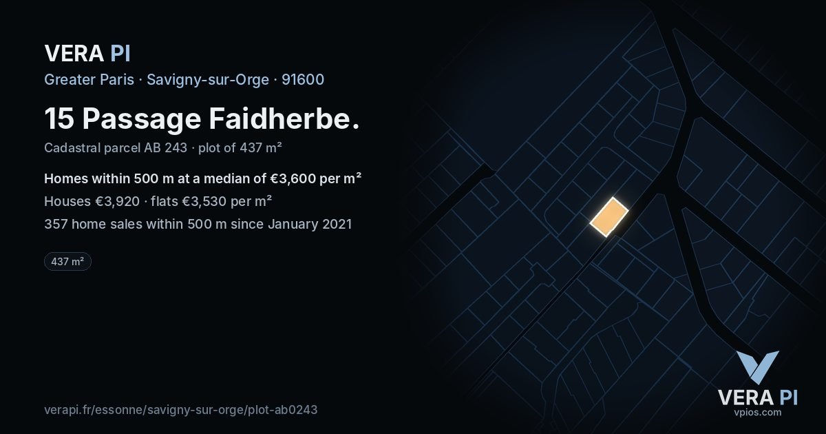15 Passage Faidherbe, Savigny-sur-Orge at night – the plot lit, the parcels around coloured by the prices near them