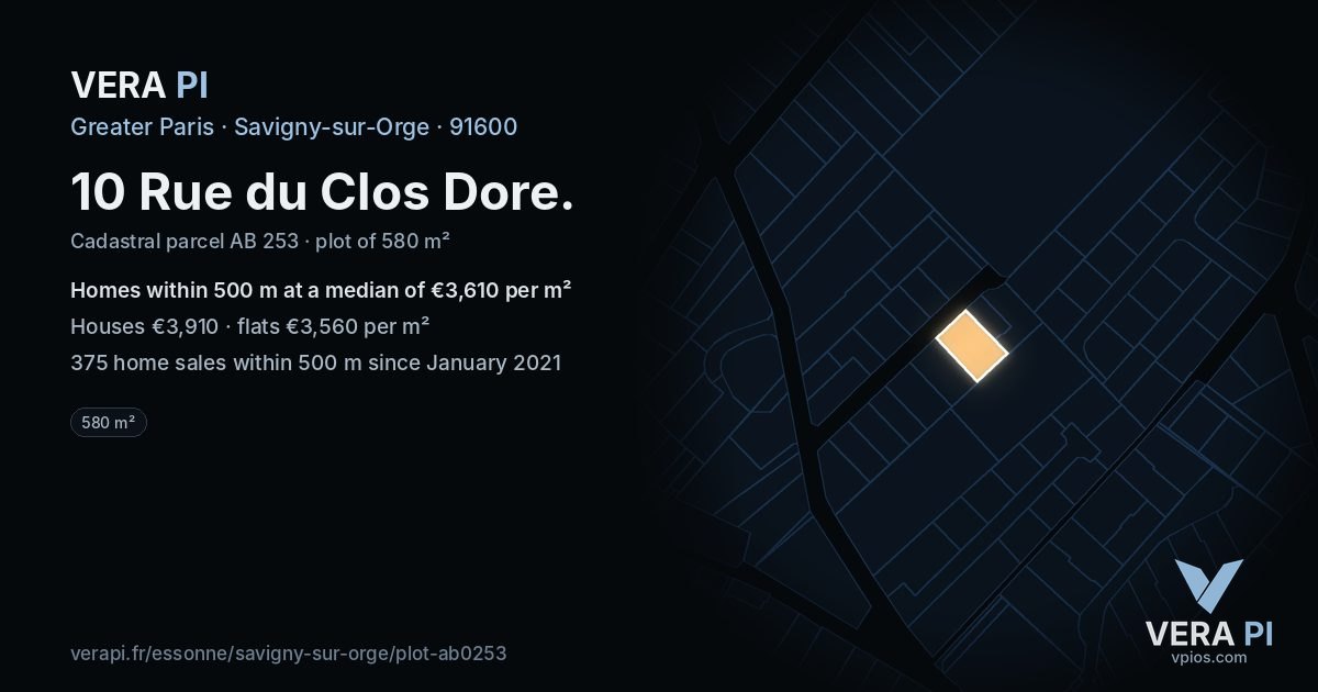 10 Rue du Clos Dore, Savigny-sur-Orge at night – the plot lit, the parcels around coloured by the prices near them