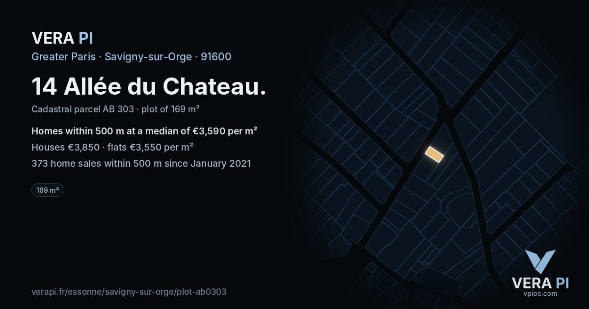 14 Allée du Chateau, Savigny-sur-Orge at night – the plot lit, the parcels around coloured by the prices near them