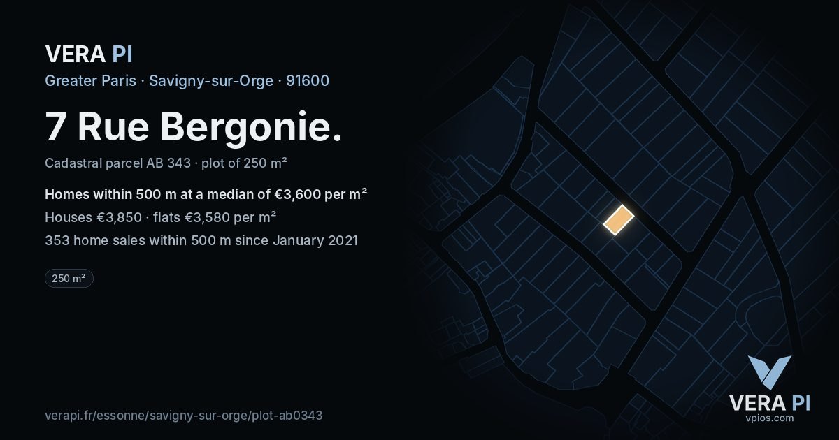 7 Rue Bergonie, Savigny-sur-Orge at night – the plot lit, the parcels around coloured by the prices near them