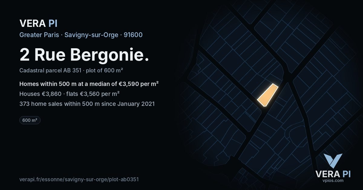 2 Rue Bergonie, Savigny-sur-Orge at night – the plot lit, the parcels around coloured by the prices near them