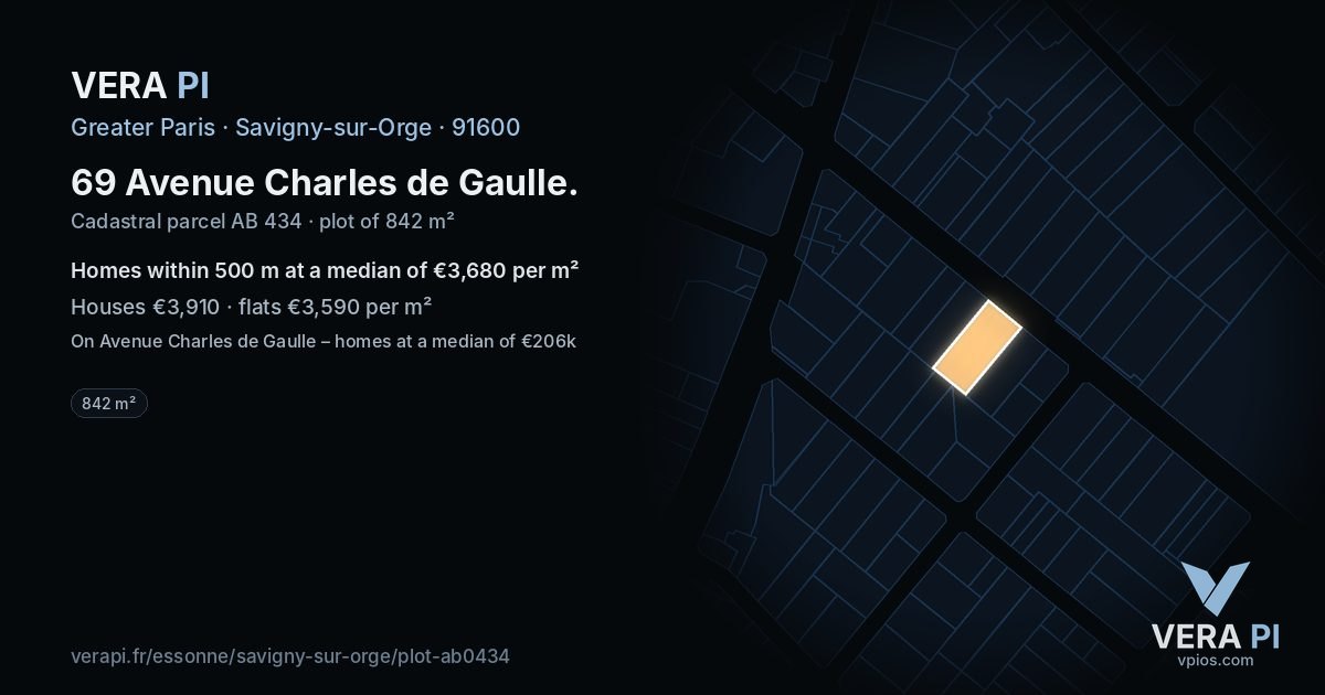 69 Avenue Charles de Gaulle, Savigny-sur-Orge at night – the plot lit, the parcels around coloured by the prices near them