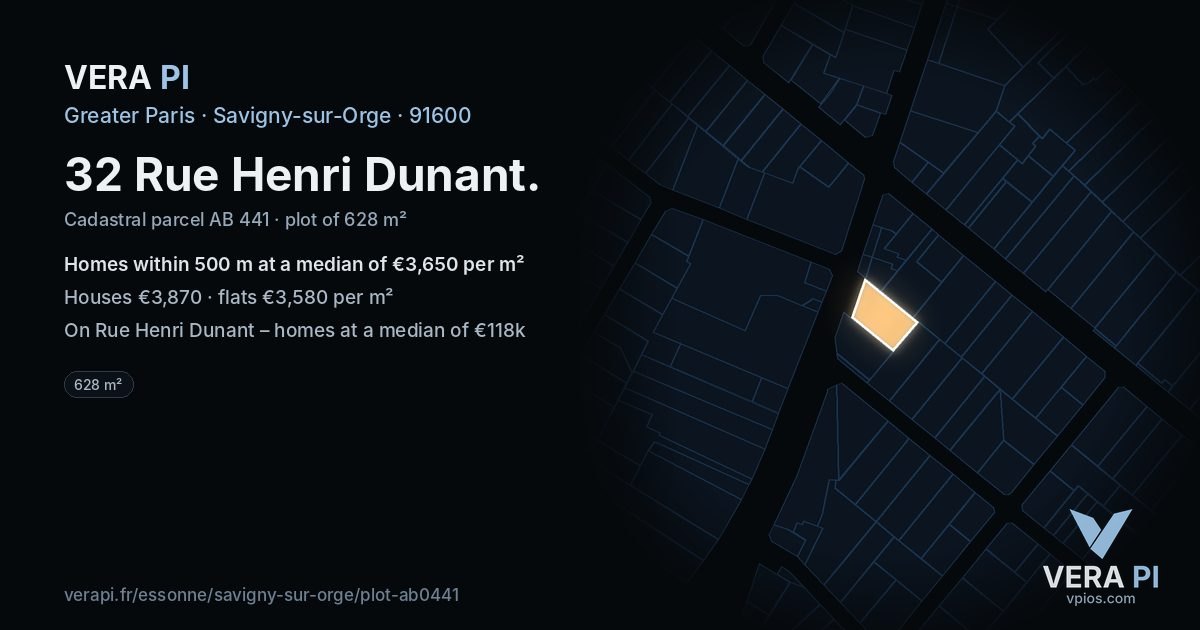 32 Rue Henri Dunant, Savigny-sur-Orge at night – the plot lit, the parcels around coloured by the prices near them