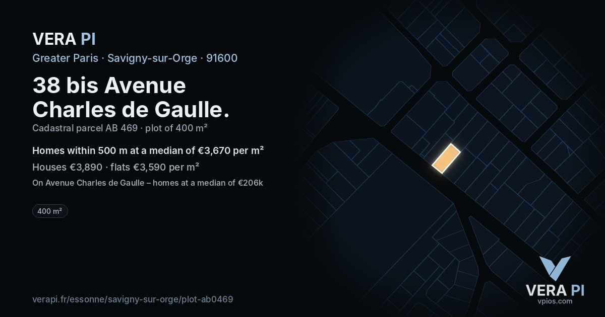 38 bis Avenue Charles de Gaulle, Savigny-sur-Orge at night – the plot lit, the parcels around coloured by the prices near them