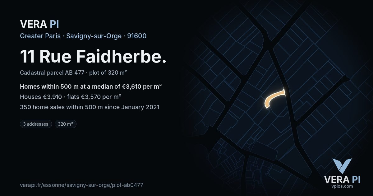 11 Rue Faidherbe, Savigny-sur-Orge at night – the plot lit, the parcels around coloured by the prices near them