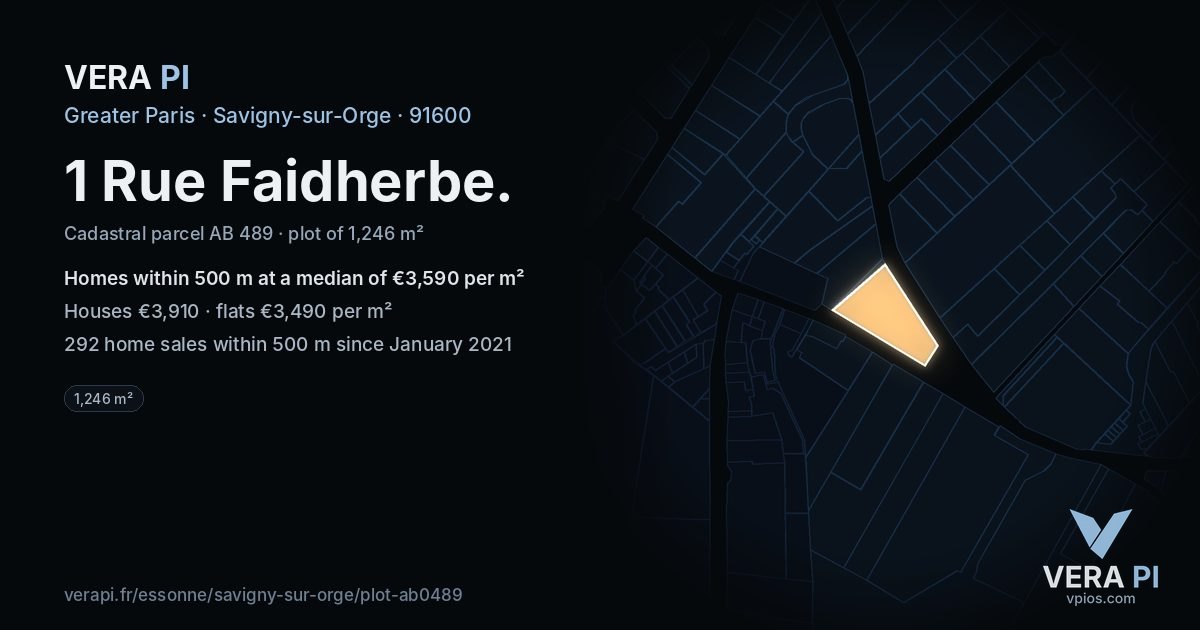 1 Rue Faidherbe, Savigny-sur-Orge at night – the plot lit, the parcels around coloured by the prices near them