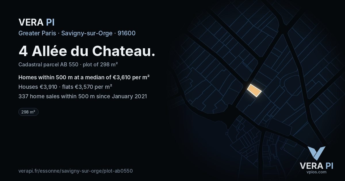 4 Allée du Chateau, Savigny-sur-Orge at night – the plot lit, the parcels around coloured by the prices near them