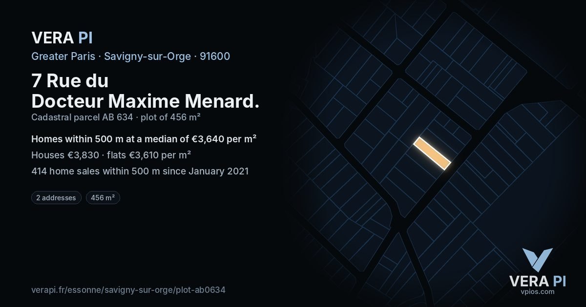 7 Rue du Docteur Maxime Menard, Savigny-sur-Orge at night – the plot lit, the parcels around coloured by the prices near them