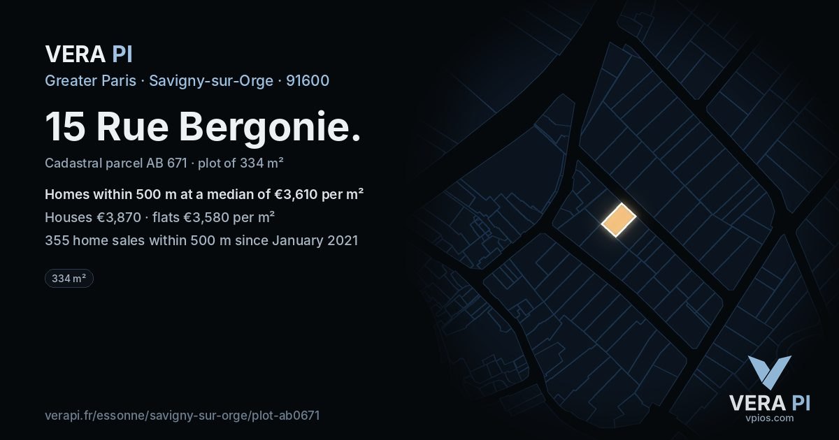 15 Rue Bergonie, Savigny-sur-Orge at night – the plot lit, the parcels around coloured by the prices near them