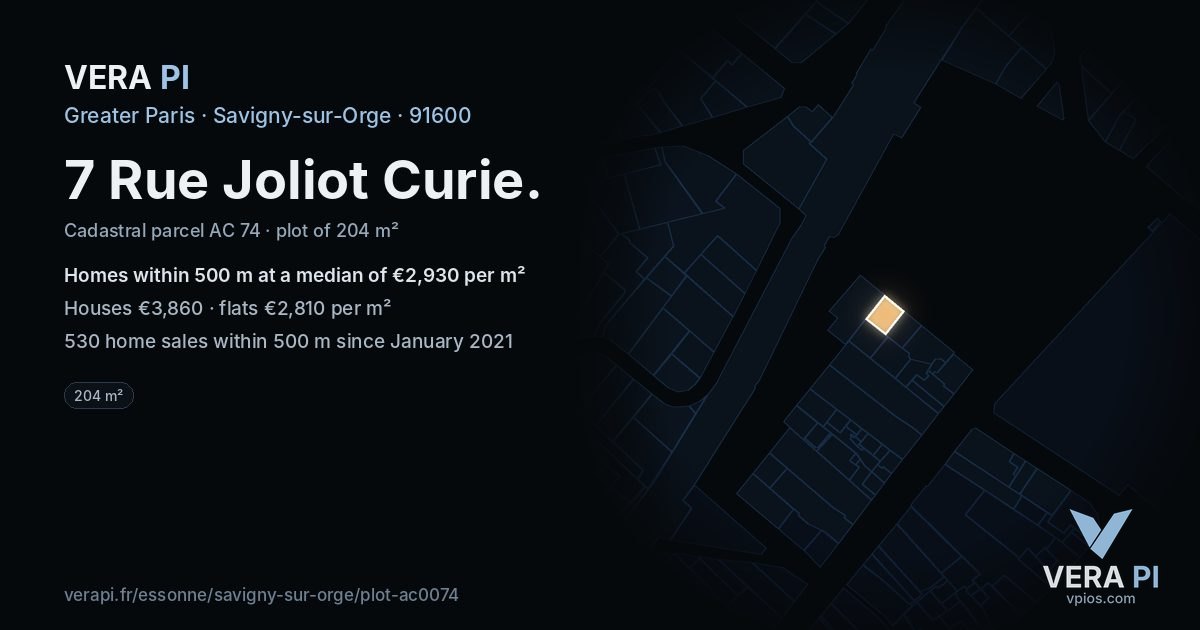 7 Rue Joliot Curie, Savigny-sur-Orge at night – the plot lit, the parcels around coloured by the prices near them