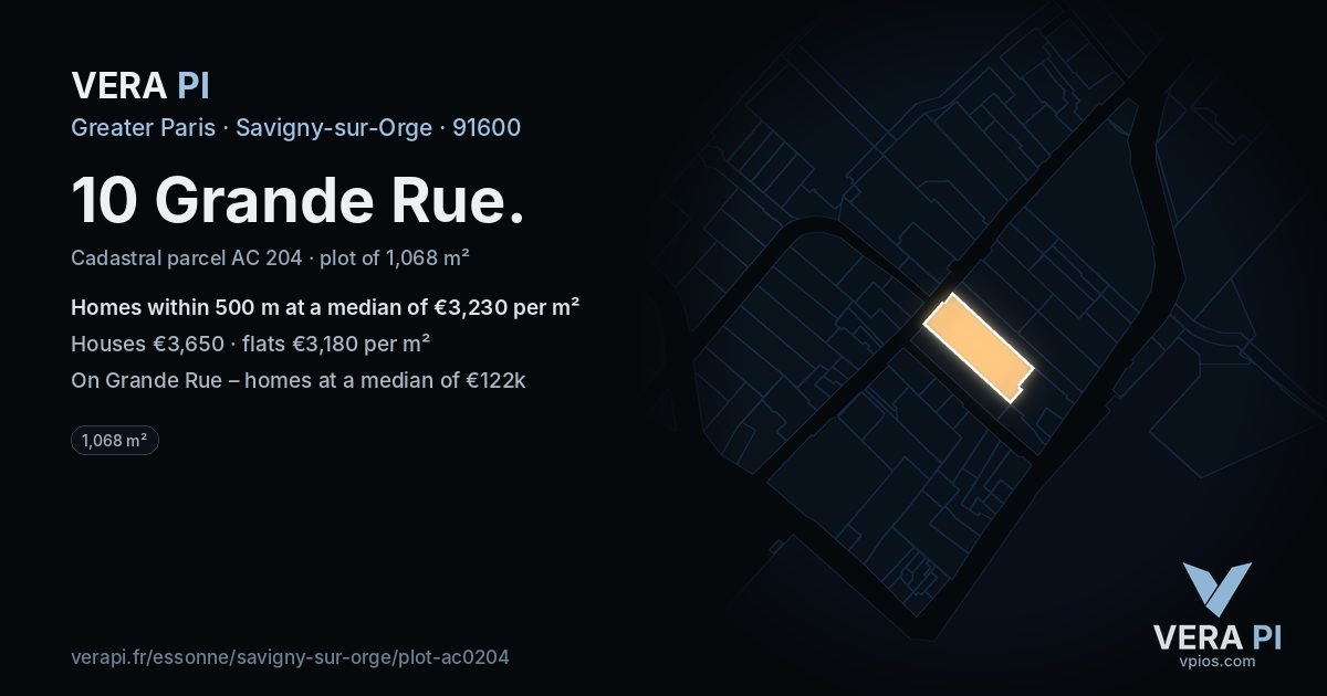 10 Grande Rue, Savigny-sur-Orge at night – the plot lit, the parcels around coloured by the prices near them