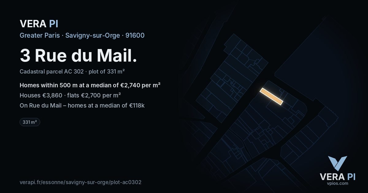 3 Rue du Mail, Savigny-sur-Orge at night – the plot lit, the parcels around coloured by the prices near them
