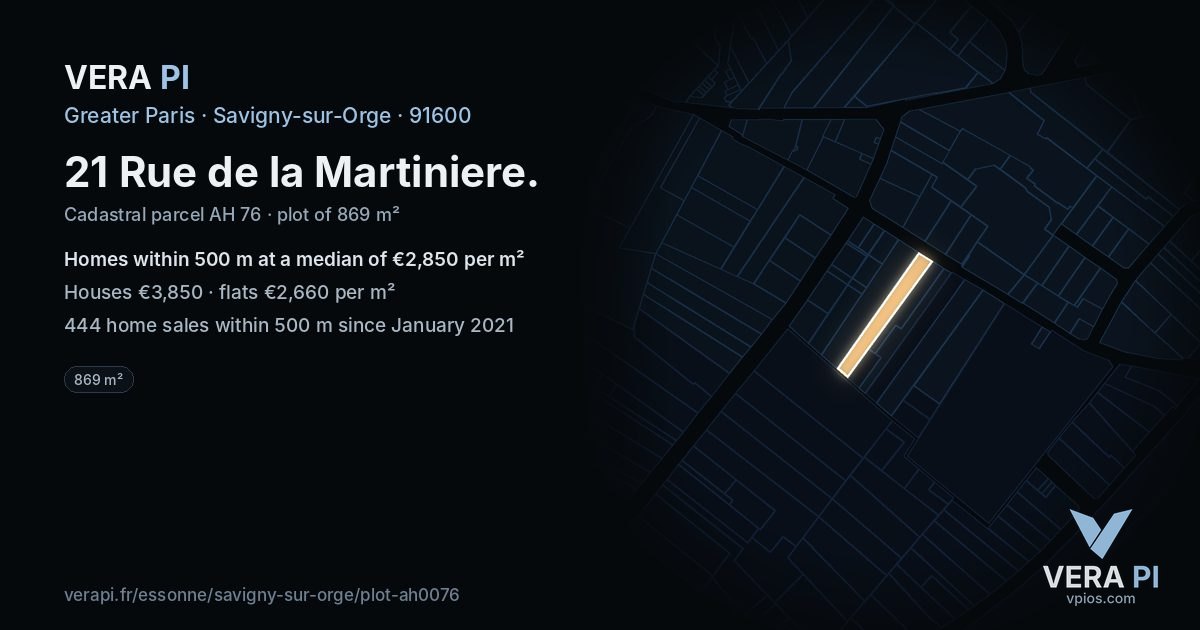 21 Rue de la Martiniere, Savigny-sur-Orge at night – the plot lit, the parcels around coloured by the prices near them