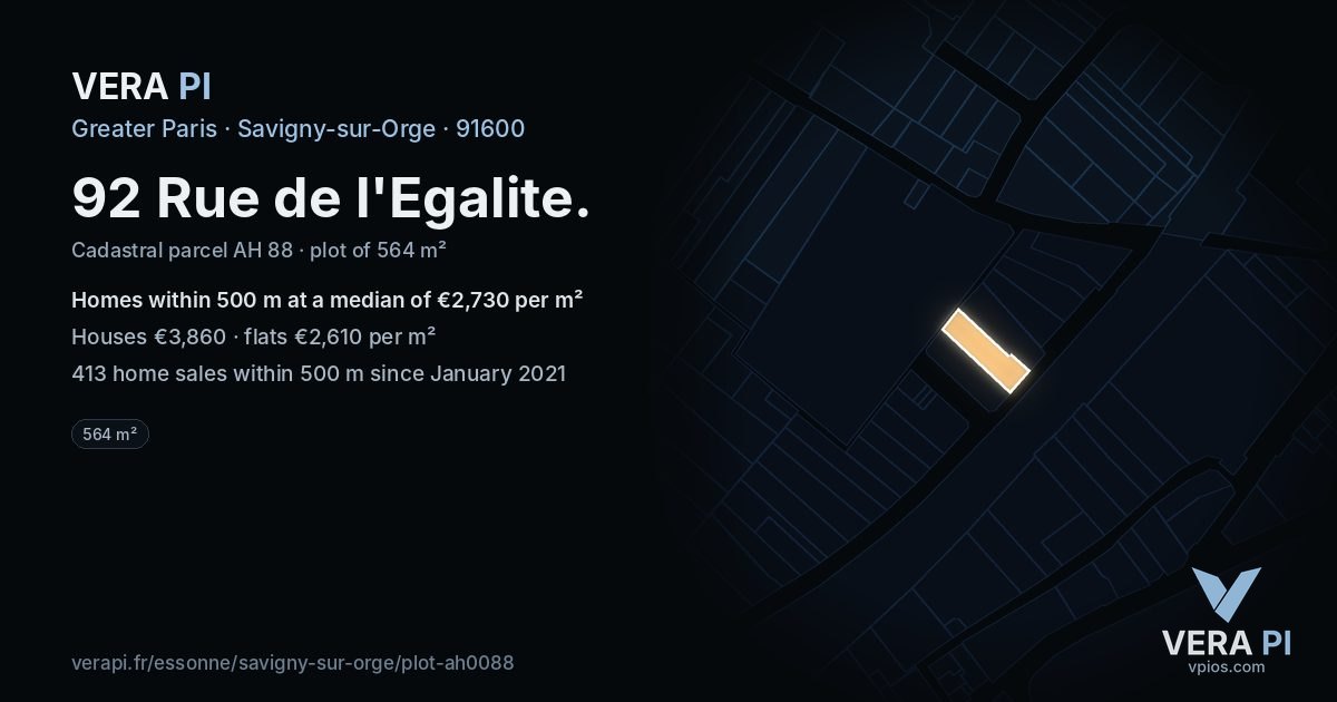 92 Rue de l'Egalite, Savigny-sur-Orge at night – the plot lit, the parcels around coloured by the prices near them