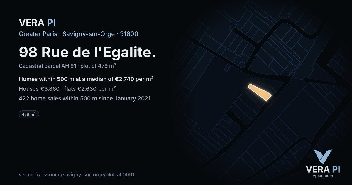 98 Rue de l'Egalite, Savigny-sur-Orge at night – the plot lit, the parcels around coloured by the prices near them