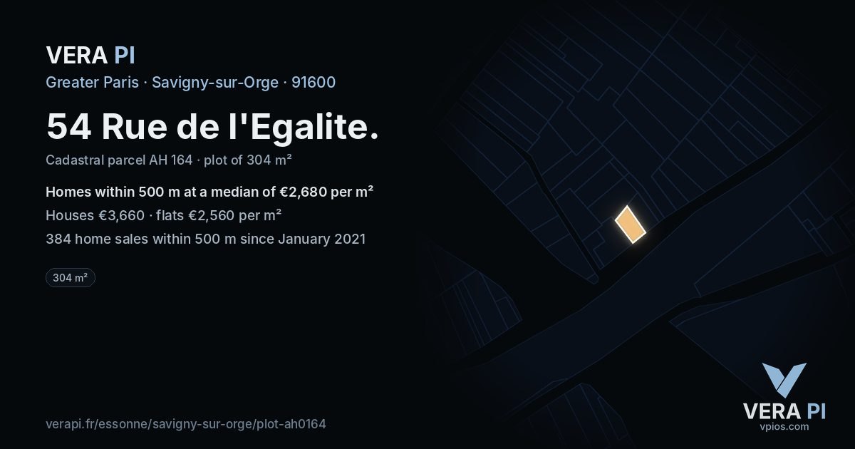 54 Rue de l'Egalite, Savigny-sur-Orge at night – the plot lit, the parcels around coloured by the prices near them