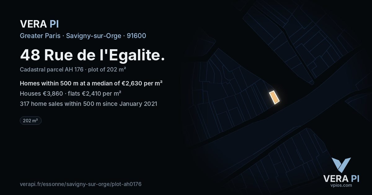 48 Rue de l'Egalite, Savigny-sur-Orge at night – the plot lit, the parcels around coloured by the prices near them